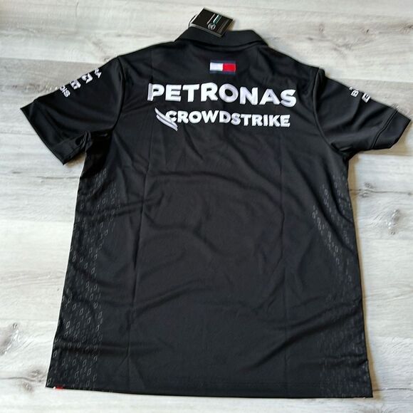 Mercedes Amg Patronas Officially Licensed Gear F1 2023 Team Polo Blk M NWT in pk - Picture 5 of 5